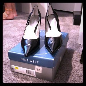 Black Nine West Pumps